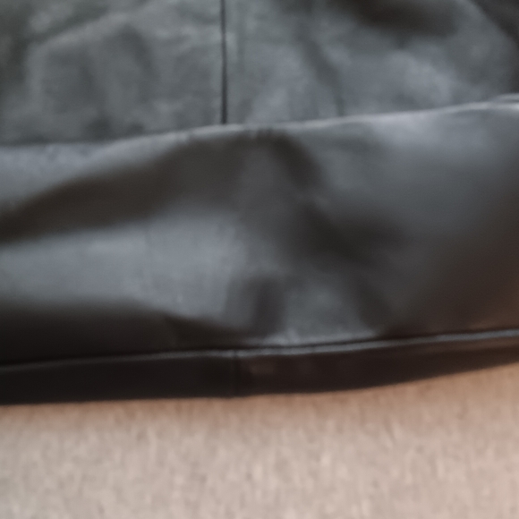 Coach Black Leather Shoulder Bag - Picture 4 of 12